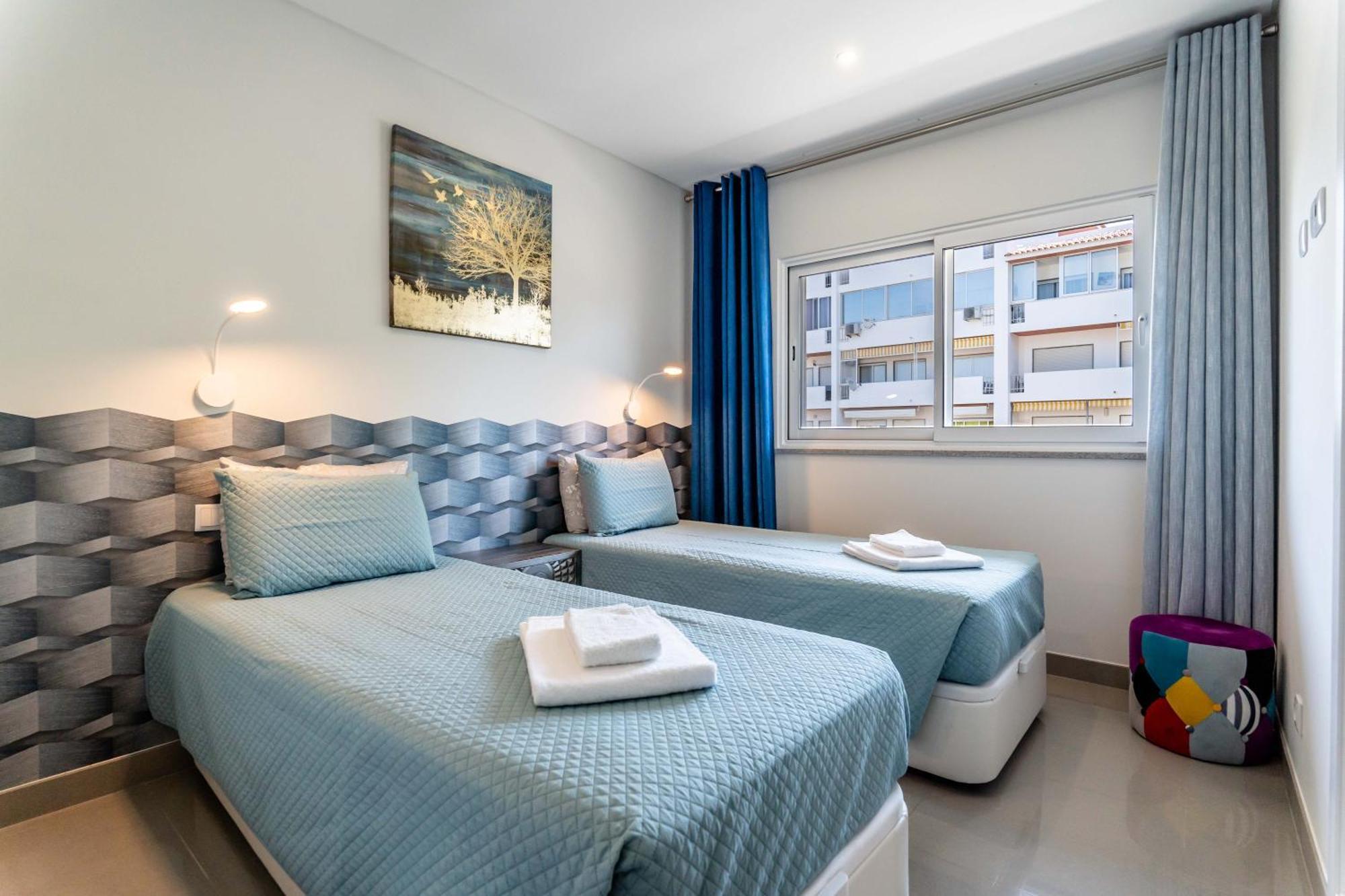 Emerson Plaza Stunning 2 Bedroom Apartment With Sea View ปอร์ติเมา ภายนอก รูปภาพ